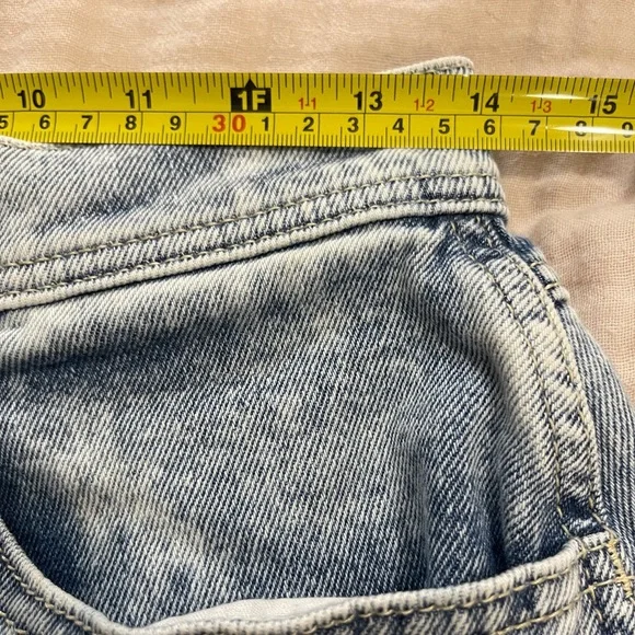 Hollister Womens Jeans Size 7 Blue Ultra High Rise Vintage Short 4" Denim - Picture 7 of 9